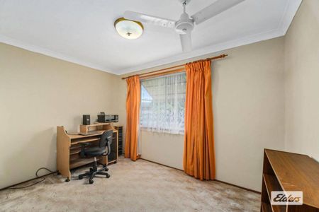 Tidy 3 bedroom home - Photo 4