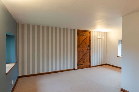 Tucks Lane, Longworth, Abingdon, Oxfordshire, OX13 - Photo 3