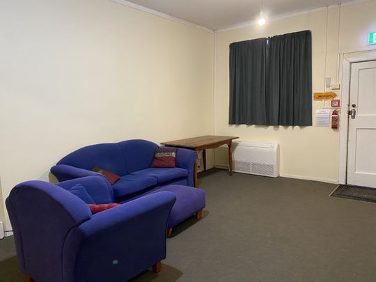 Cheaper living in a Shared Boarding house - Hataitai - Wellington City NZ - Photo 1