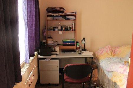 5 Bed - Bantock Way , Harborne - Photo 4