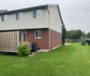 For Lease - 50 Chapman Court Unit# 53, London North, Ontario - Photo 3