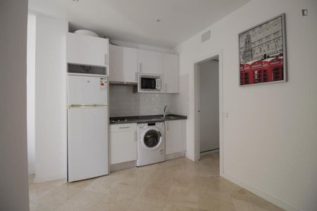 Apartamento de alquiler en Puerta del Ángel - Photo 4