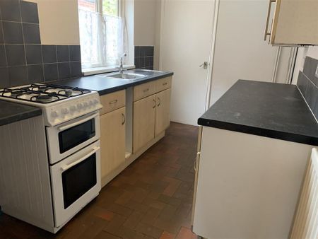2 bedroom terraced house to rent - Photo 5