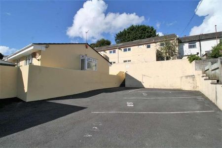 Priory Road, Lower Compton, Plymouth, PL3 - Photo 4