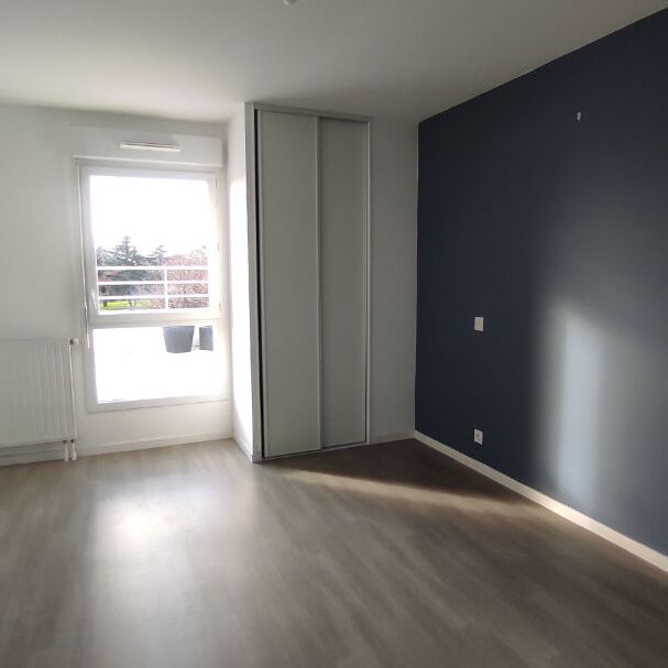 Location Appartement 4 pièces 82m² - Photo 1