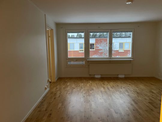 Tallrisvägen 15 L - Foto 1