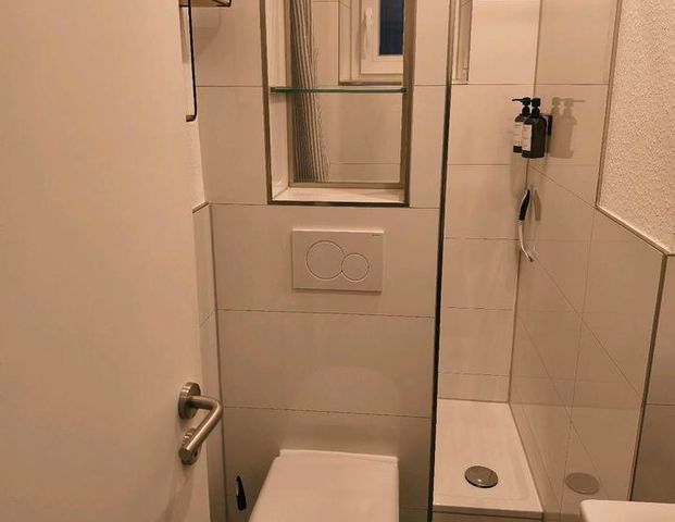 Helle modern möblierte 1-Zimmer Wohnung mit gehobener Ausstattung - Photo 1