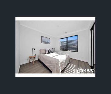 Brand New Luxury Townhouse for Lease - Photo 3