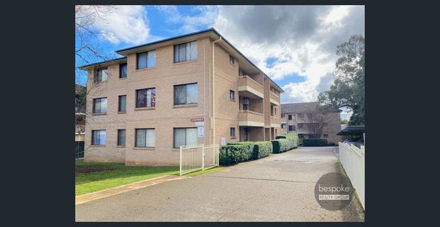 Convenient located 2-bedroom apartment - Photo 1