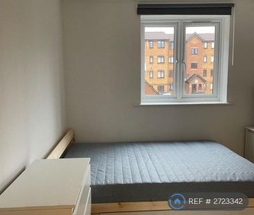 2 bedroom flat to rent - Photo 5