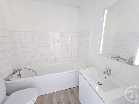 Location Appartement 2 pièces 44m² TROYES 10000 - Photo 2