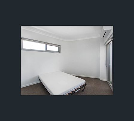15/2 Rowe Avenue, Rivervale, WA 6103 - Photo 1