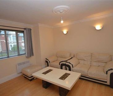 Kingshill Court, Kingshill Road, Swindon, Wiltshire, SN1 - Photo 2