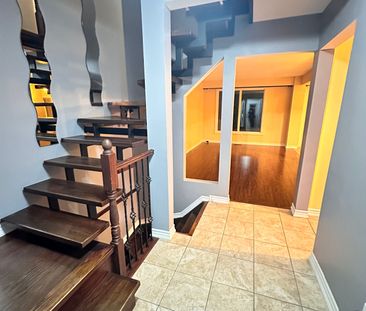 For Lease - 238 Royal Salisbury Way, Brampton, Ontario - Photo 3