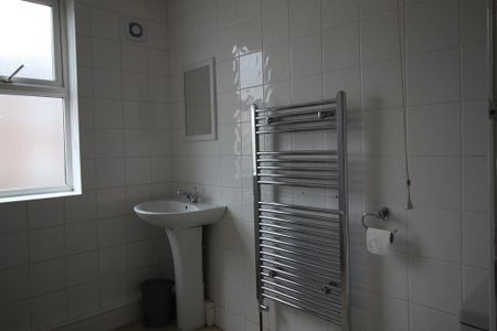 4 bedroom house share to rent - Photo 5
