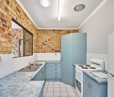 WHITFIELD WONDER! INDIVIDUAL DUPLEX GREAT LOCATION - Photo 3