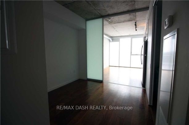 For Lease - 32 Trolley Crescent Unit# 802, Toronto, Ontario - Photo 1