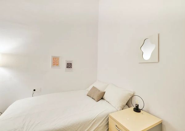 Carrer de la Mercè, Barcelona, Catalonia 08002