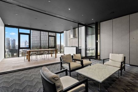 Unfurnished Platinum Southbank 2 bedroom Apartment available - Photo 4