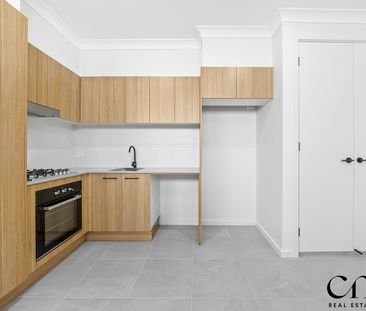 15A Illyria Street, Rosemeadow NSW 2560 - House For Rent | Domain - Photo 1