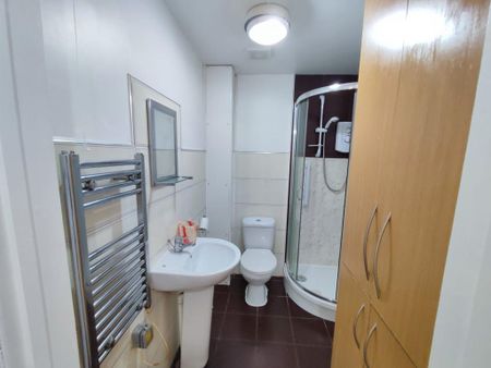 1 bedroom flat to rent - Photo 5
