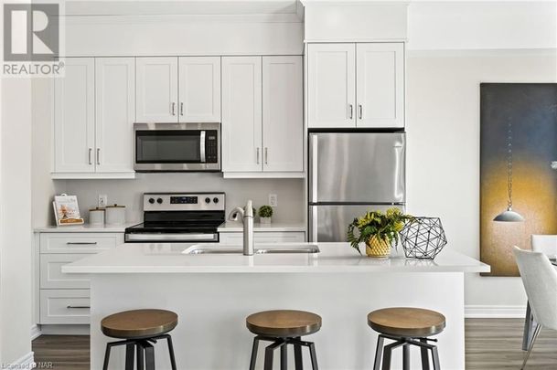 For Lease - 7129 Parsa Street, Niagara Falls, Ontario - Photo 1