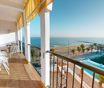 3 room luxury Flat for rent in Fuengirola, Andalusia - Photo 2