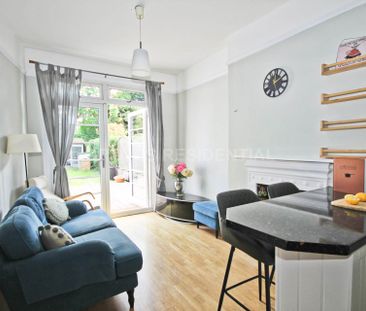 Price £1,950 pcm - Available Now - Unfurnished - Photo 1