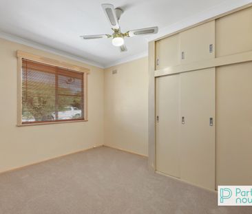 2 Campbell Street, TAMWORTH NSW 2340 - Photo 6