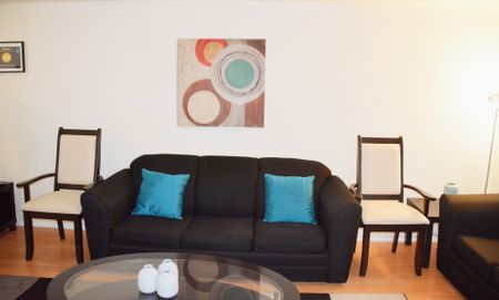 For Lease - 8685 Dogwood Crescent, Niagara Falls, Ontario - Photo 2