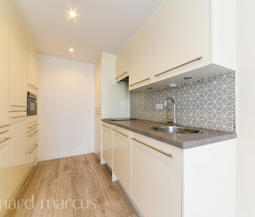 London Road, Sutton, Cheam - Photo 6