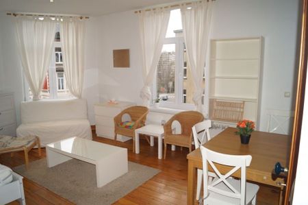 Quartier EU! Beau STUDIO meublé à louer - Photo 4