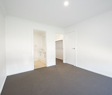 16 Oceanic Crescent, Waitpinga SA 5211 - House For Rent | Domain - Photo 6