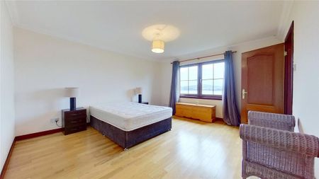 5 bedroom detached house to rent - Photo 5