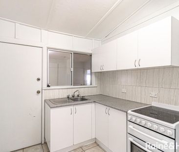 3 Bedroom Home in A Great Location! - Photo 2