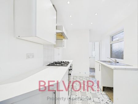 2 bedroom terraced house to rent - Photo 2
