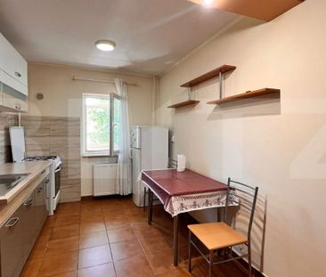Apartament de 2 camere, decomandat de 55 mp, zona Brazda - Photo 2