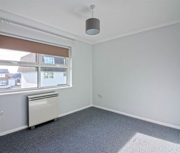 Westlake Gardens, Worthing - Photo 2