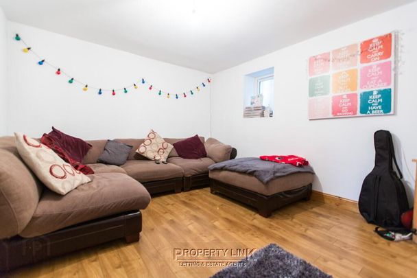 STUDENT ACCOMMODATION, 2 Princes Street, Derry/Londonderry, BT48 7EY - Photo 1