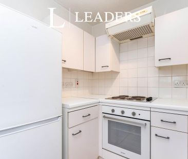 1 bedroom flat to rent - Photo 6