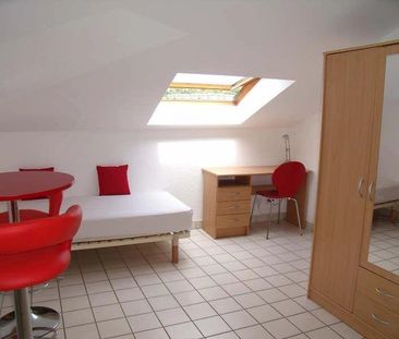 Location Appartement 1 pièce 11m² VALENCE 26000 - Photo 2