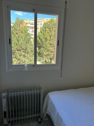 Piso de alquiler en Federico Fellini, Parque Clavero - Photo 1