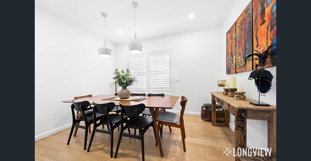 Tranquil Poolside Oasis Close to Park and Beach - Photo 1