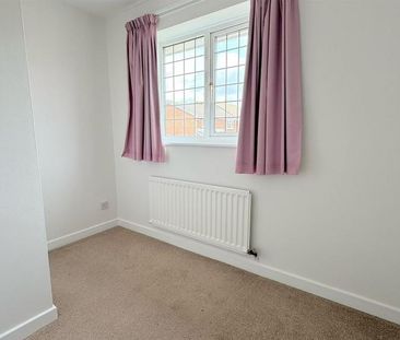 4 bedroom detached house to rent - Photo 5