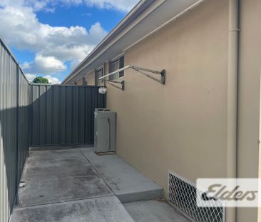 Tidy, Convenient Unit - Photo 5