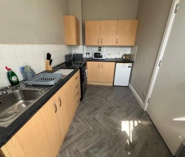 University Street, Room 2, All Bills Included, Belfast, BT7 1FZ - Photo 6