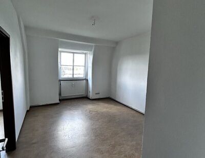 Gemütliche 2 Zimmerwohnung mit guter Anbindung Richtung Innenstadt! - Photo 1