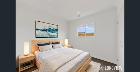 Modern Family Living In Beveridge - Photo 4