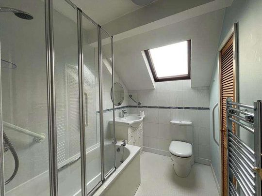 Redland Close, Malvern, WR14 - Photo 1