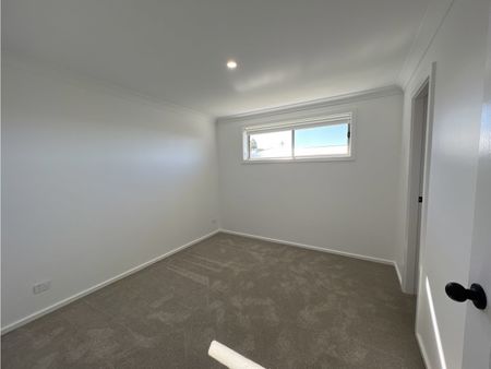 1Bed Granny Flat - Photo 2